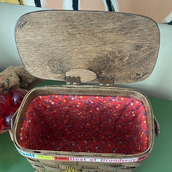 Vintage 🎉HP🎉basket handmade. Painted in Savannah GA - Picture 6 of 12